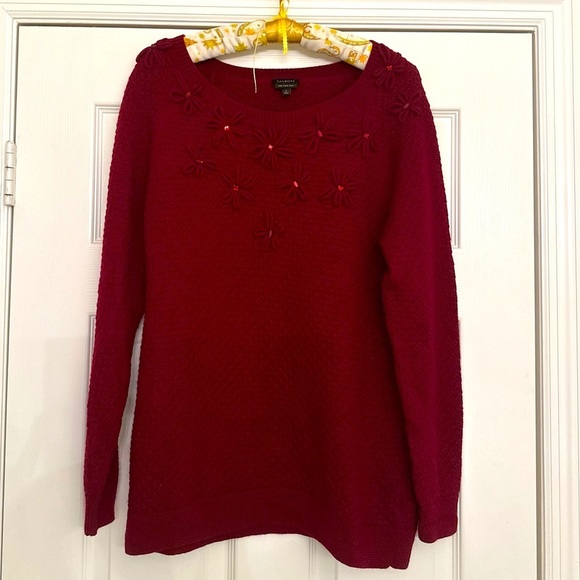 Talbots 100% Pure Merino Wool Sweater Womens Sz L  Garnet Flowers Jeweled Cozy - Picture 1 of 8